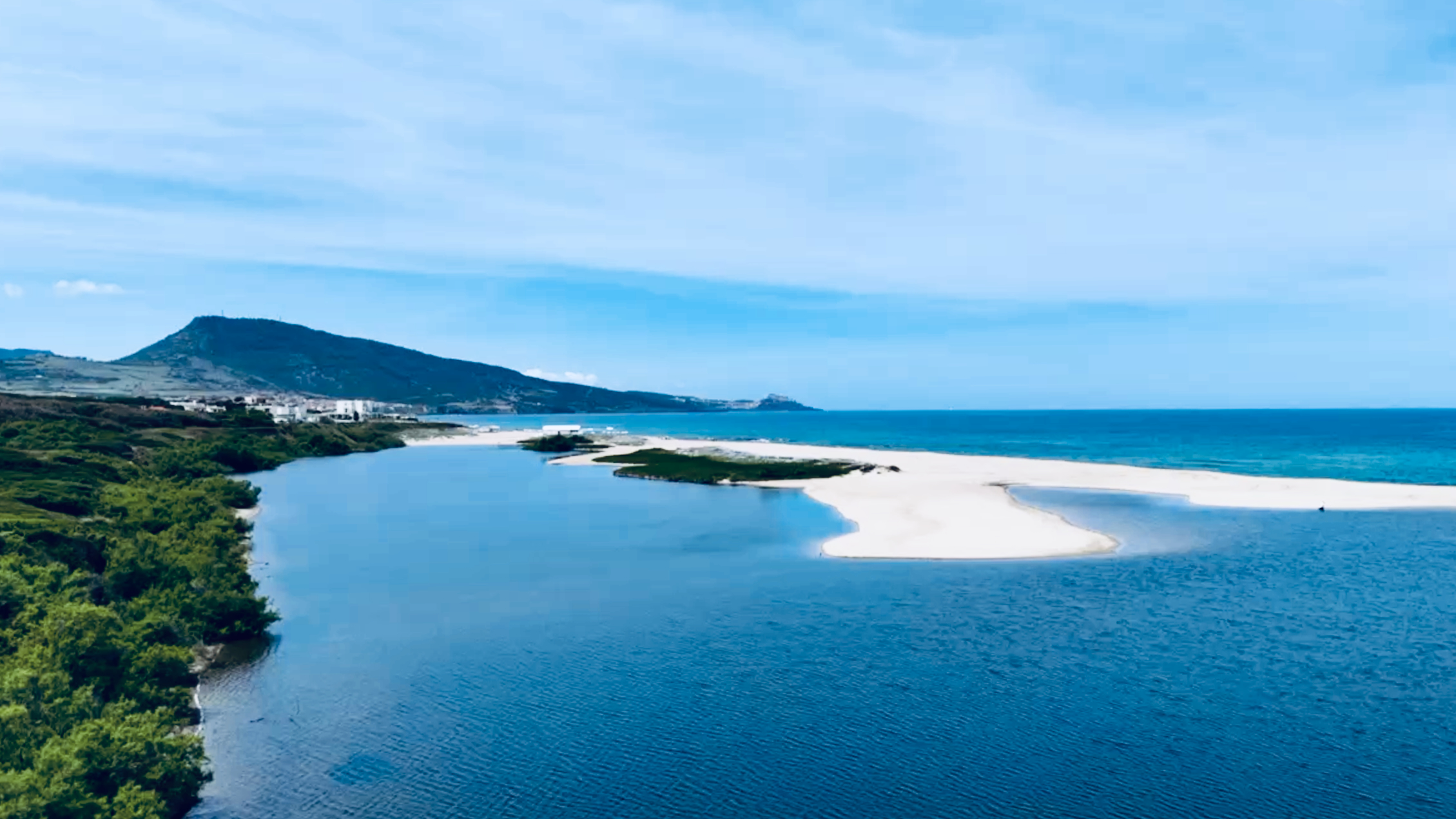 Mare calmo, orizzonte